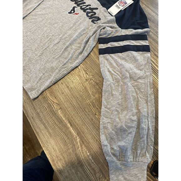 NWT NFL Houston Texans Womens Size Medium T-Shirt Gray Long Sleeve. 1 - Picture 2 of 5